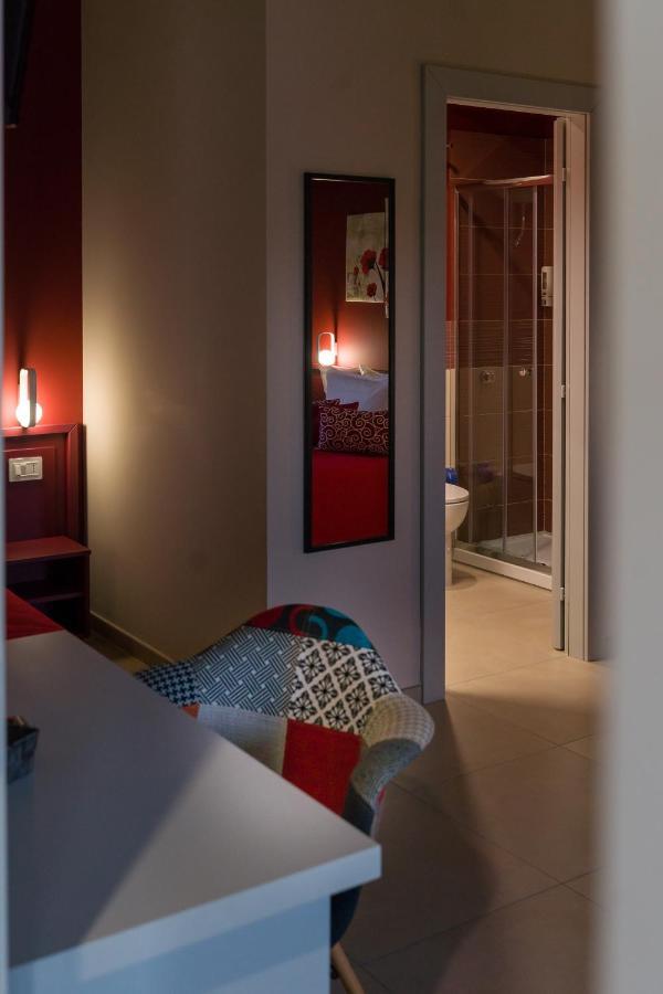 Rosy'S Rooms Patrica Eksteriør billede